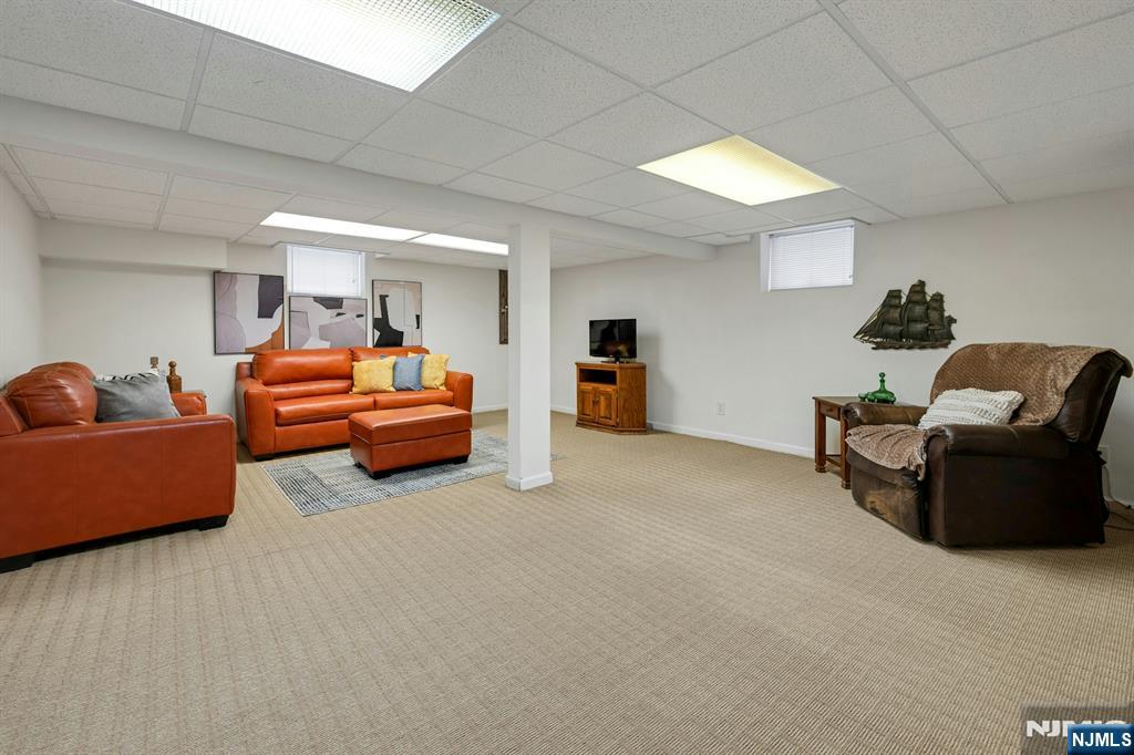 48 Deerfield Road Wayne, NJ 07470 - Photo 22 of 31