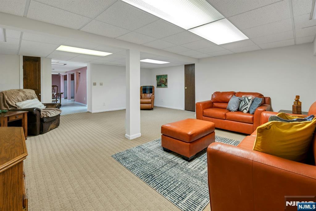 48 Deerfield Road Wayne, NJ 07470 - Photo 23 of 31