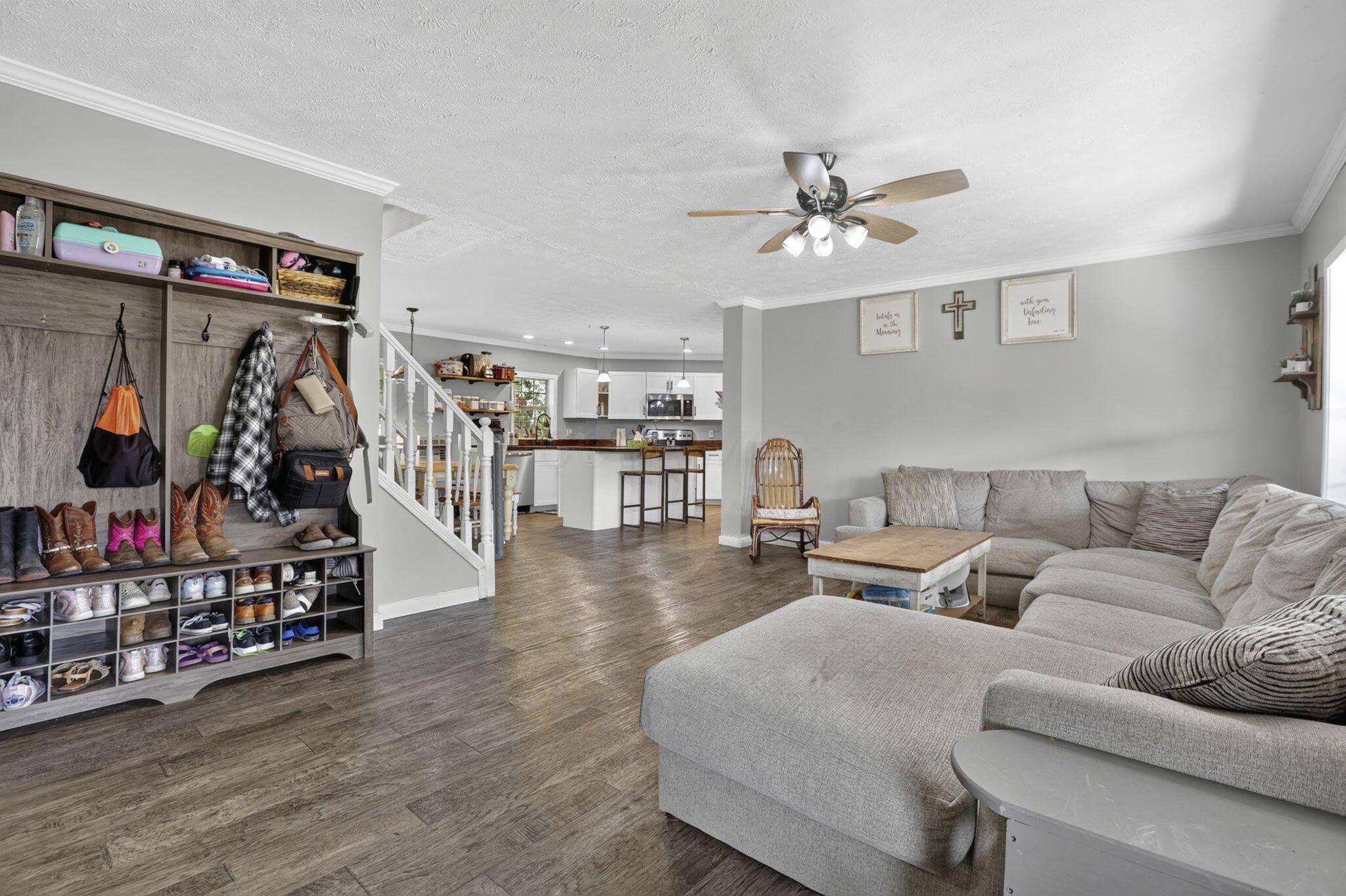 501 Marcus Run Road Waverly, OH 45690 - Photo 6 of 42 5-web-or-mls-939A8730