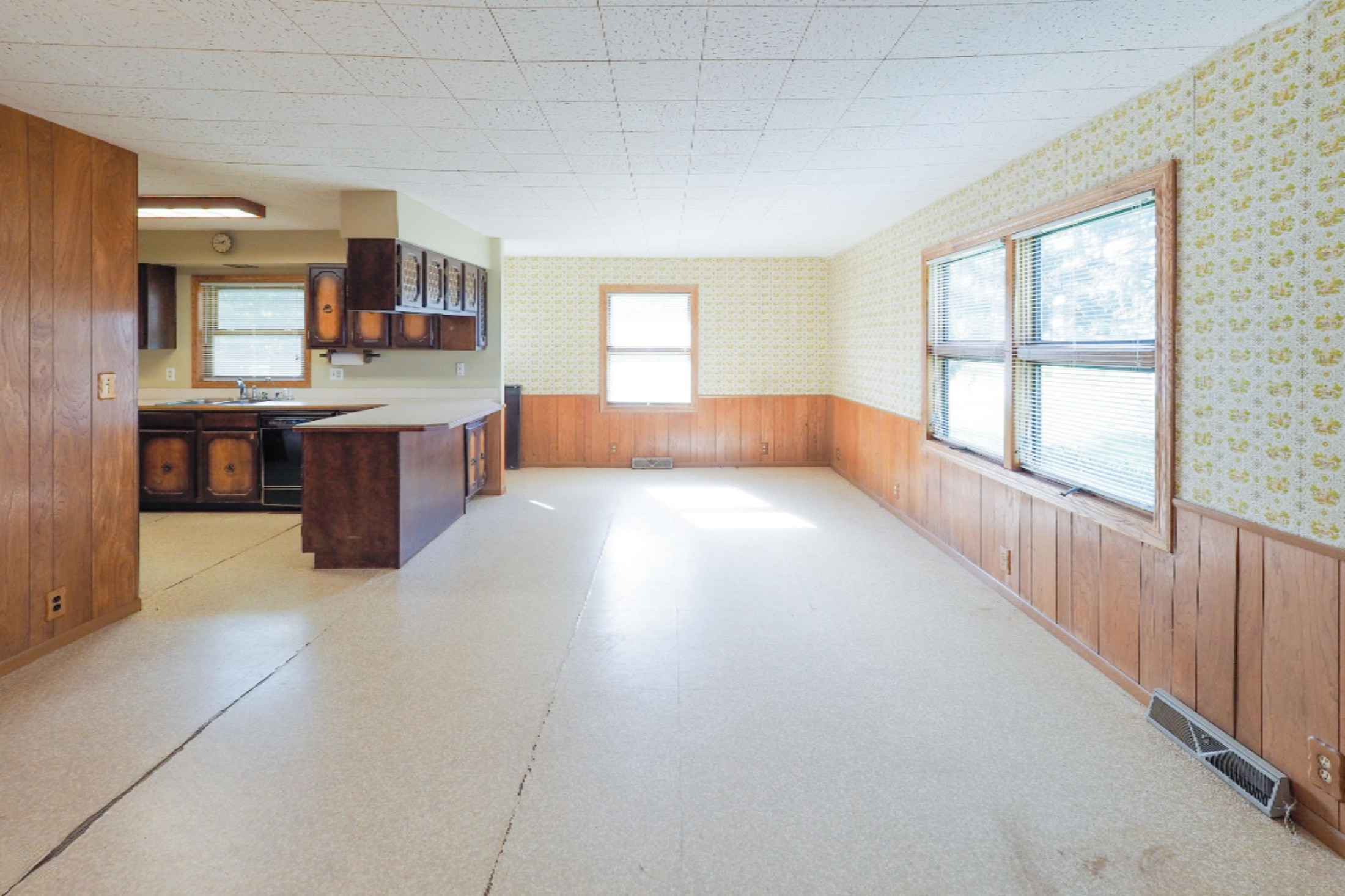 480 8 Mile Road Union City, MI 49094 - Photo 7 of 25 480 8 Mile Rd-107