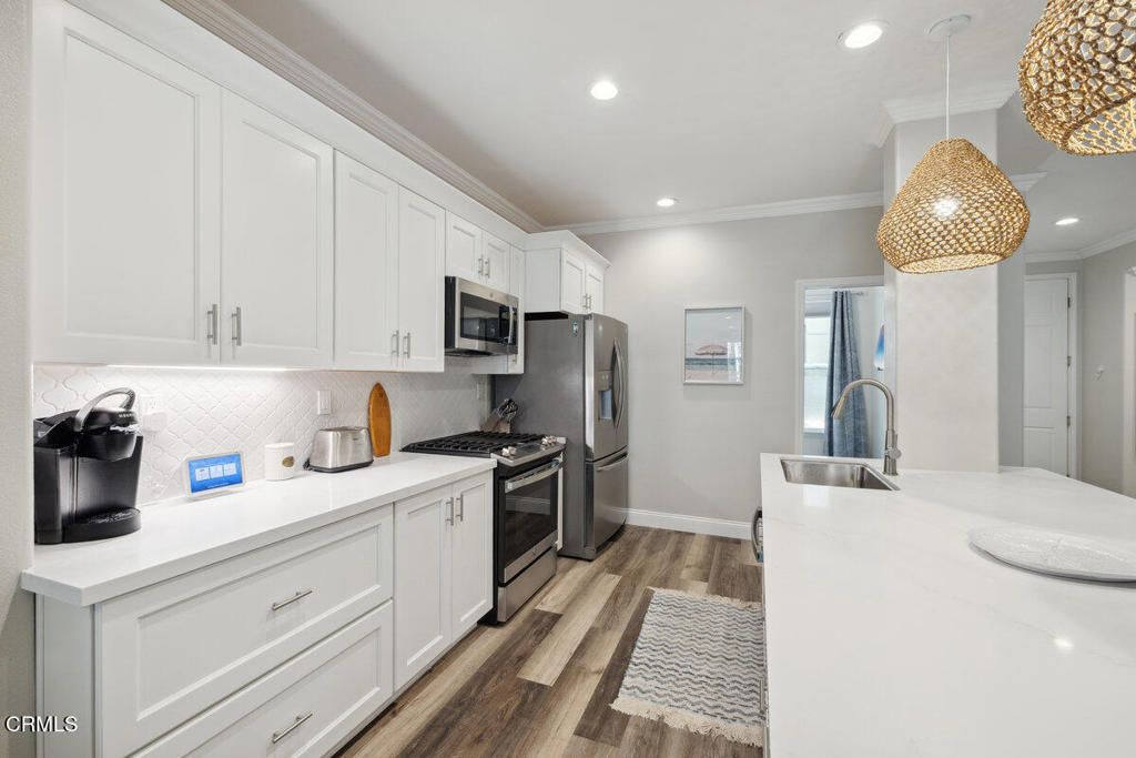 1503 Windshore Way Oxnard, CA 93035 - Photo 8 of 27