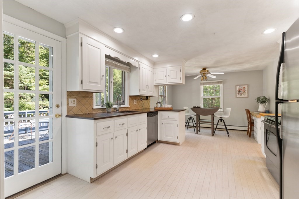 21 West Tapley Road Lynnfield, MA 01940 - Photo 16 of 40 Gallery Image 16