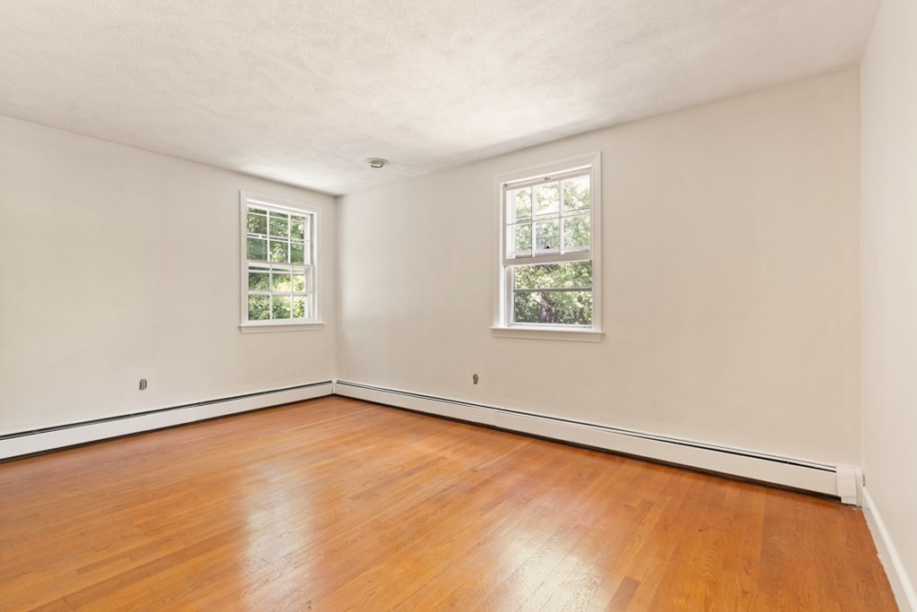 21 West Tapley Road Lynnfield, MA 01940 - Photo 25 of 40 Gallery Image 25