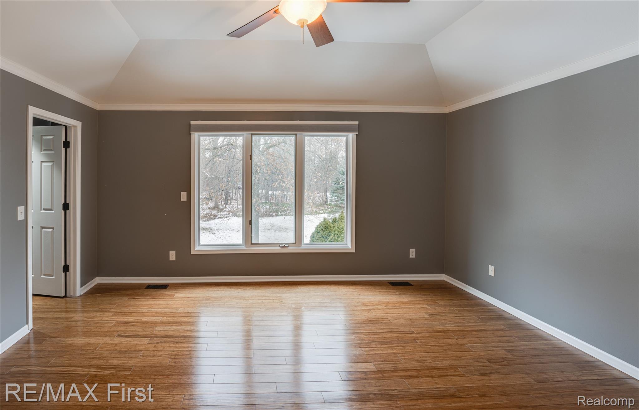 416 Cross Creek Boulevard Rochester, MI 48306 - Photo 27 of 46 27.jpg