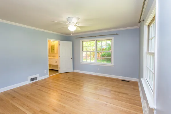 $4,000 | 6435 Overlook Drive, Alexandria, VA 22312