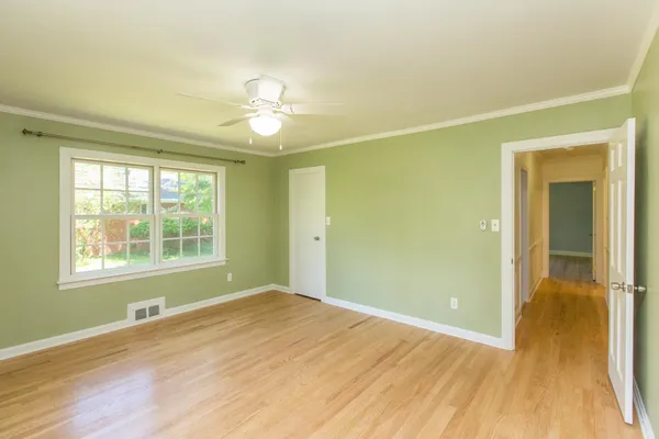 $4,000 | 6435 Overlook Drive, Alexandria, VA 22312