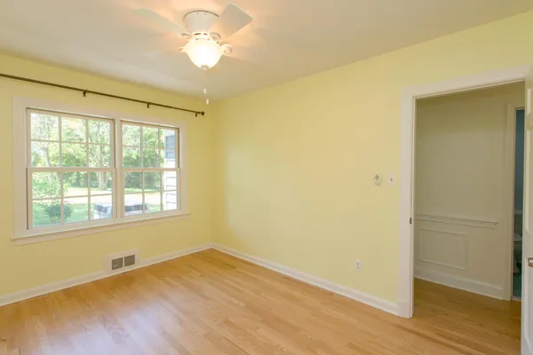 $4,000 | 6435 Overlook Drive, Alexandria, VA 22312