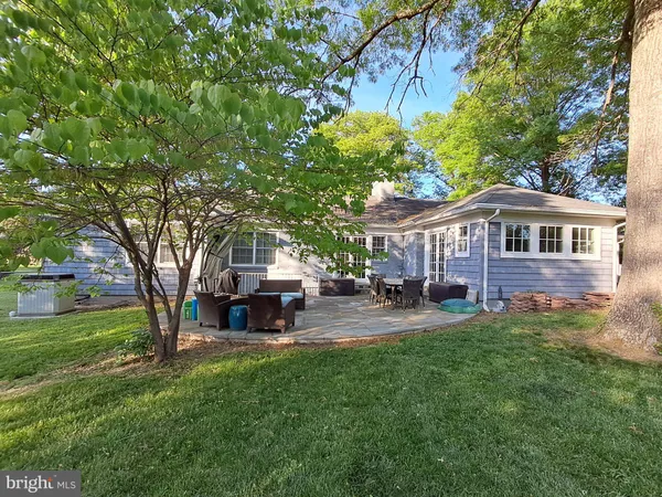 $4,000 | 6435 Overlook Drive, Alexandria, VA 22312