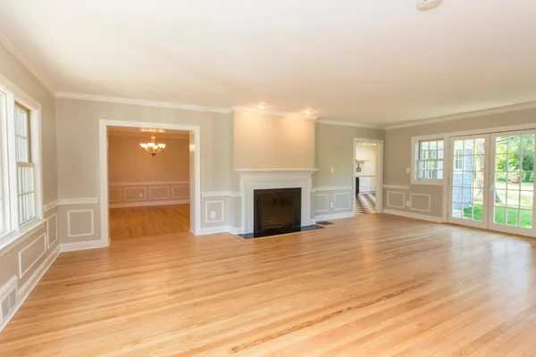 $4,000 | 6435 Overlook Drive, Alexandria, VA 22312