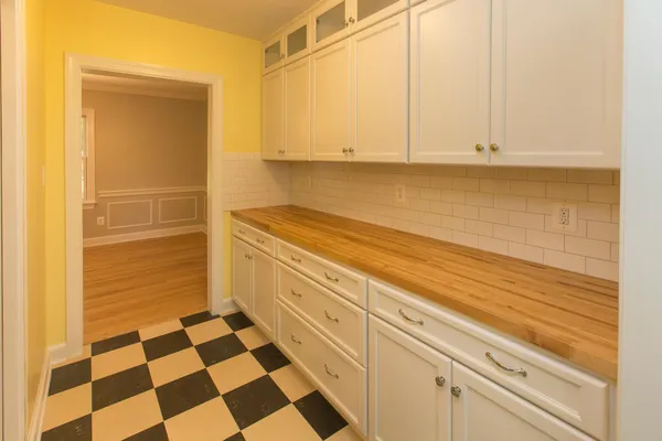 $4,000 | 6435 Overlook Drive, Alexandria, VA 22312