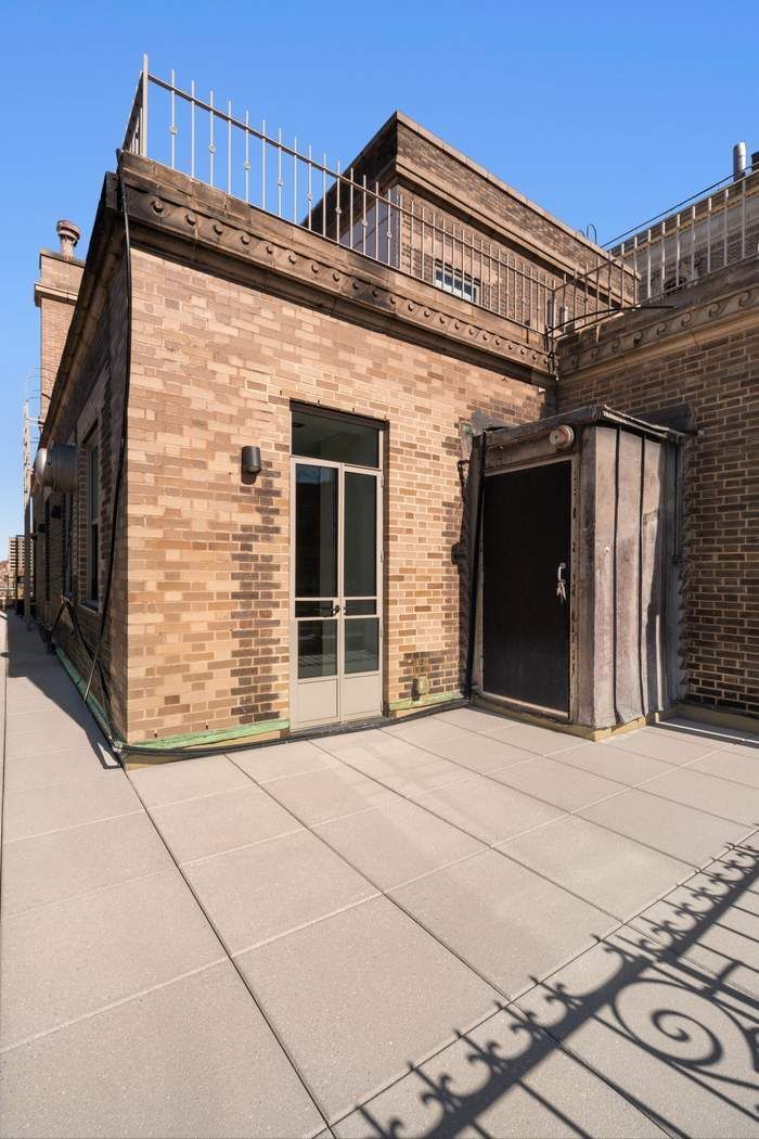 784 Park Avenue, Unit PHC Manhattan, NY 10021 - Photo 7 of 36