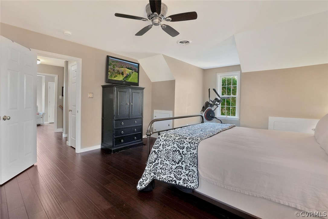 1690 Capeway Road Powhatan, VA 23139 - Photo 20 of 46 Gallery Image 20