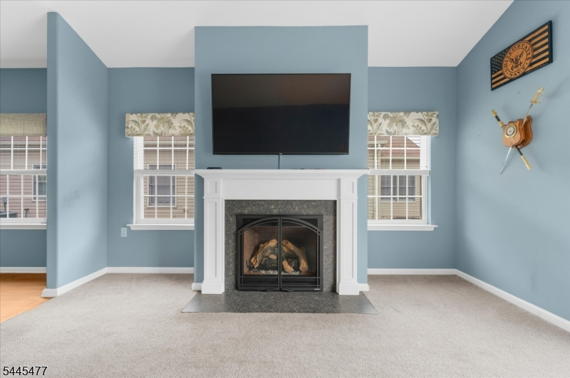 79 Renaissance Boulevard Somerset, NJ 08873 - Photo 8 of 26