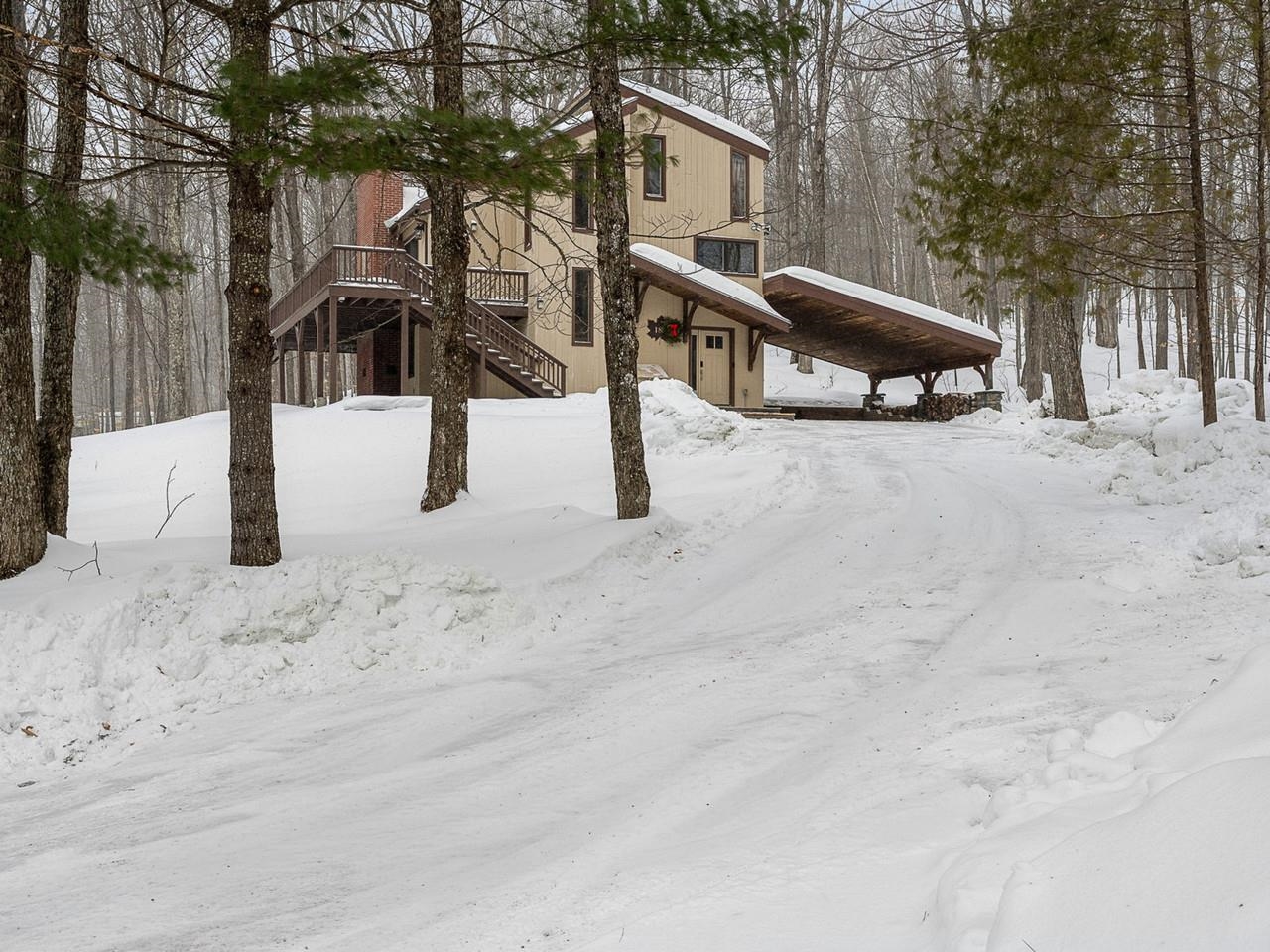 185 Maple Road Stowe, VT 05672 - Photo 3 of 49