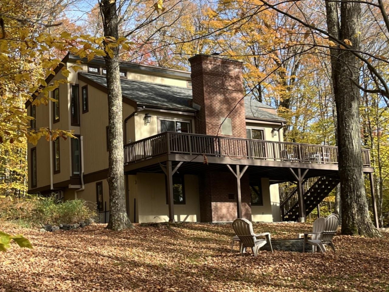 185 Maple Road Stowe, VT 05672 - Photo 4 of 49