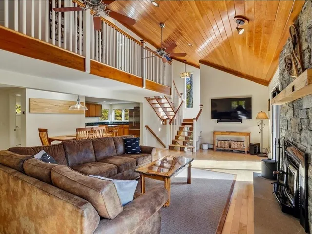 $1,599,000 | 185 Maple Road, Stowe, VT 05672