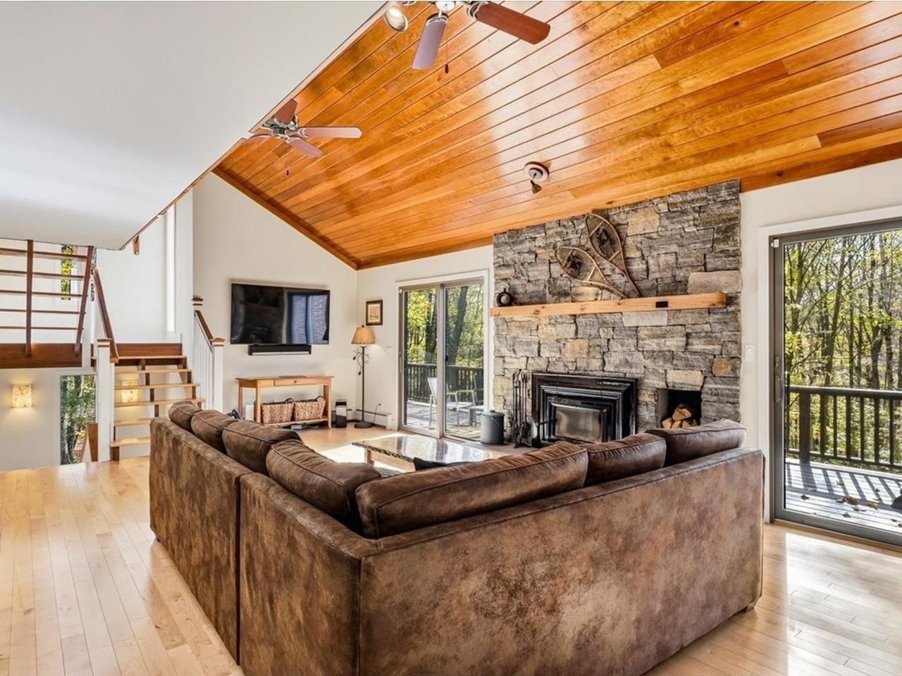 185 Maple Road Stowe, VT 05672 - Photo 6 of 49