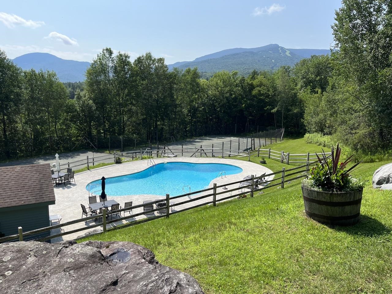185 Maple Road Stowe, VT 05672 - Photo 9 of 49
