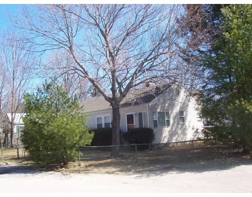 68 Selwyn Road Randolph, MA 02368 - Photo 1 of 6 Gallery Image 1
