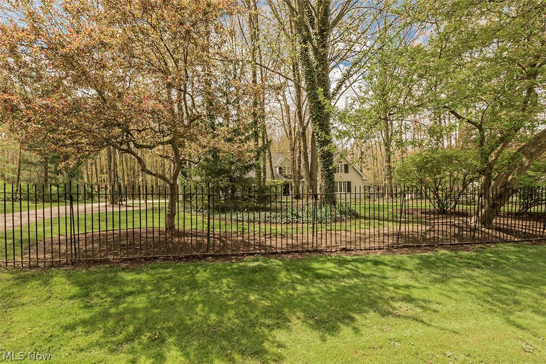 1854 Chartley Road Gates Mills, OH 44040 - Photo 3 of 35 Gallery Image 3