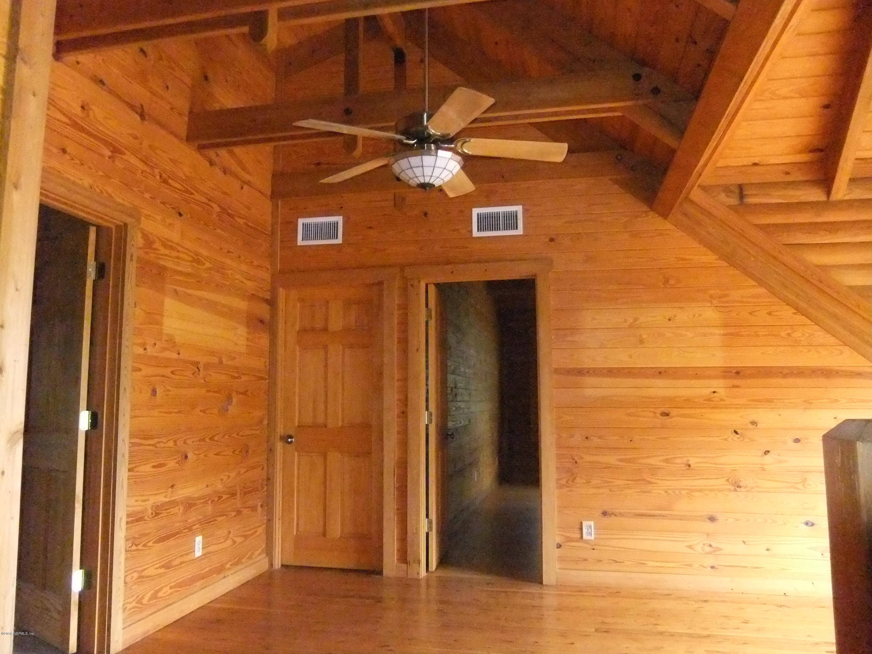 1700 Lake Road Jacksonville, FL 32226 - Photo 21 of 46 a view of a door