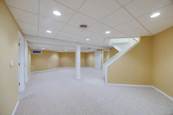 $489,900 | 158 East G S Boulevard, Batesville, IN 47006