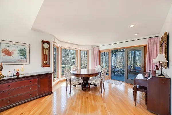 $489,900 | 158 East G S Boulevard, Batesville, IN 47006