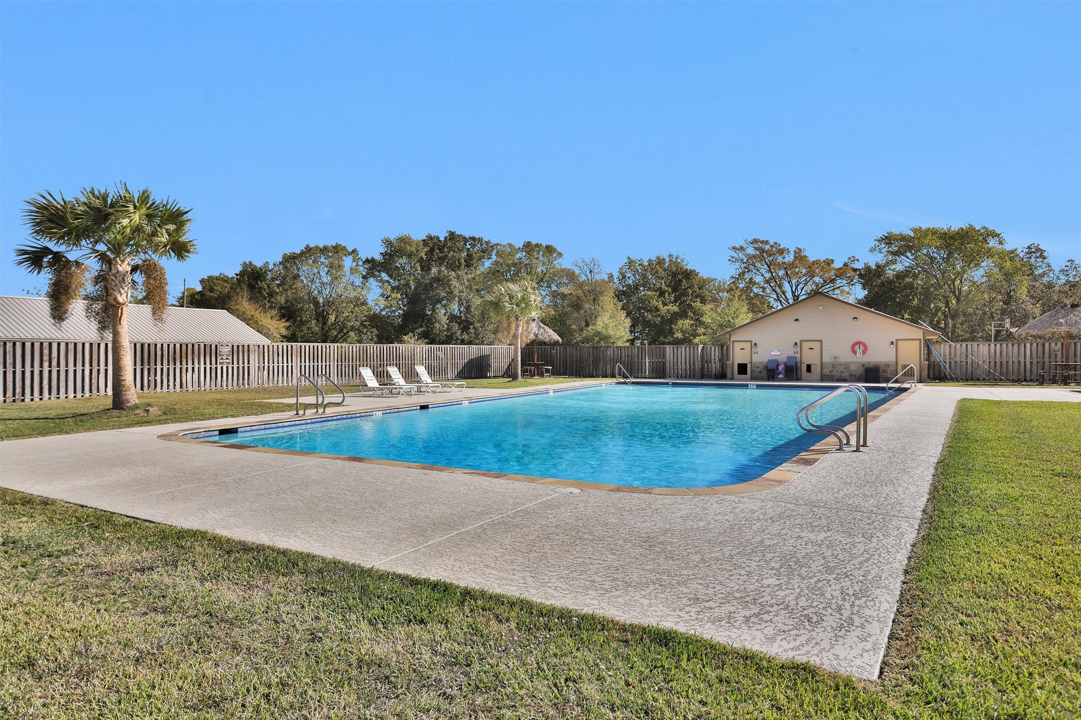 12922 Longstreet Road, Unit 711 Willis, TX 77318 - Photo 29 of 29 a view of a garden