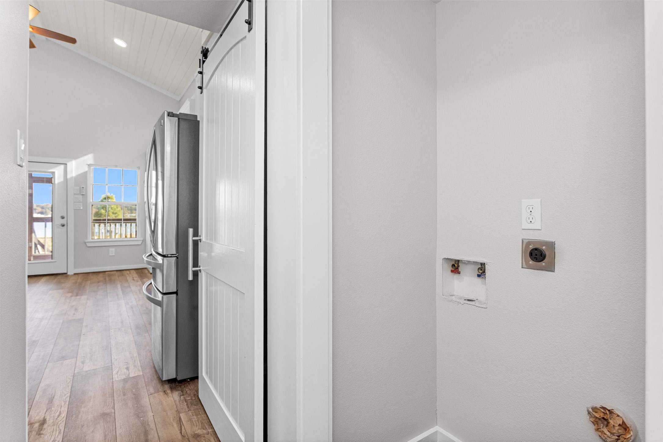 12922 Longstreet Road, Unit 711 Willis, TX 77318 - Photo 9 of 29 a view of a walk in closet