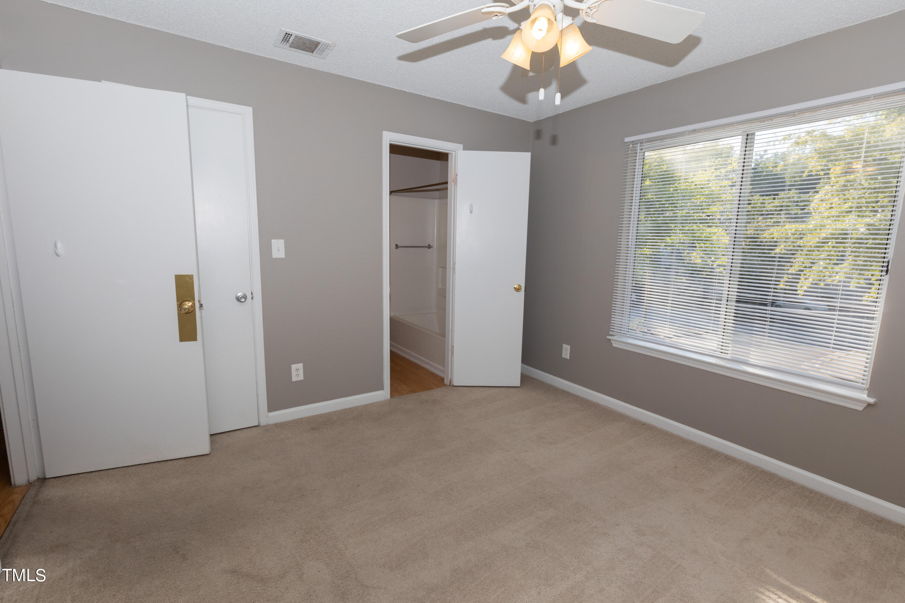 1511 Graduate Lane, Unit 202 Raleigh, NC 27606 - Photo 13 of 16 4A6A4715