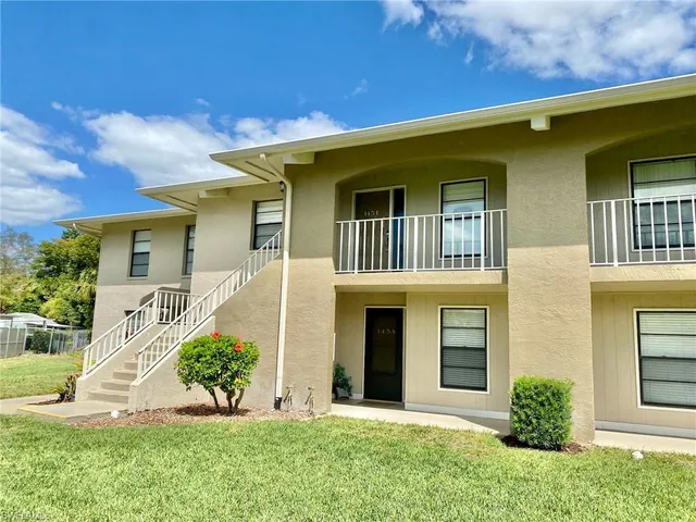 $2,300 | 145 Cypress Way East, Unit A, Naples, FL 34110