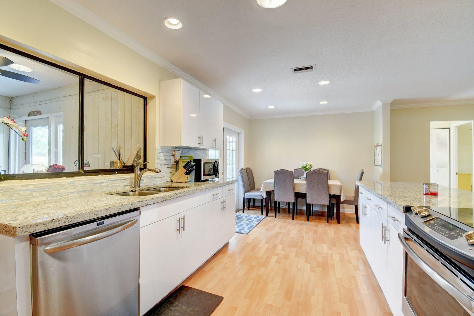 9863 Spanish Isles Drive Boca Raton, FL 33496 - Photo 17 of 37 17_dsc_6852_3_4_5_6