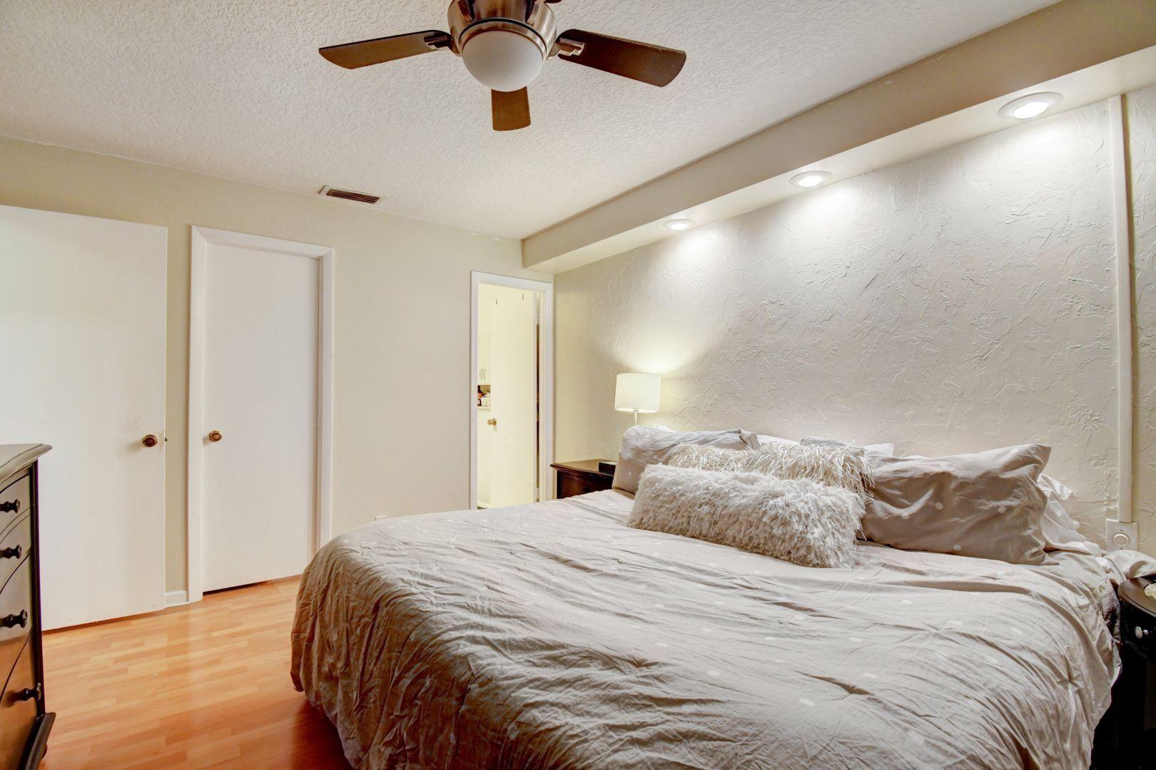 9863 Spanish Isles Drive Boca Raton, FL 33496 - Photo 23 of 37 23_dsc_6922_3_4_5_6