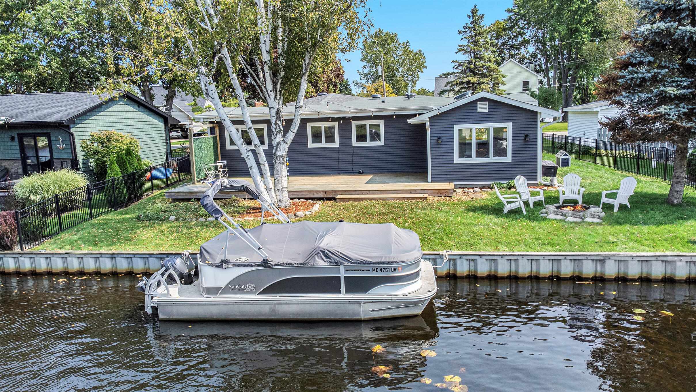 11254 Colony Road Pinckney, MI 48169 - Photo 2 of 61 canal side close up
