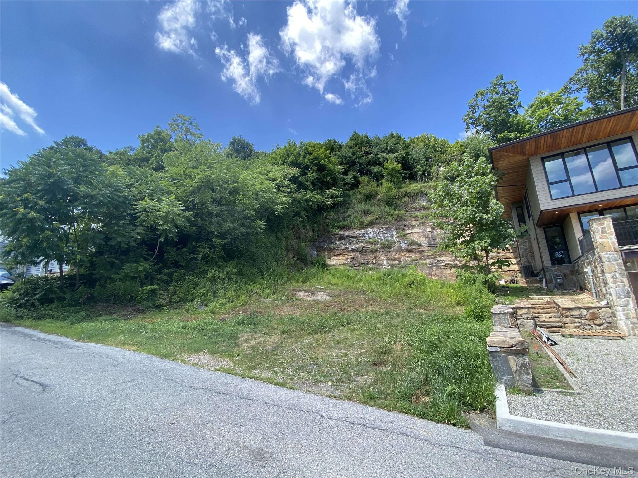 1 Avondale Road Yonkers, NY 10710 - Photo 5 of 9