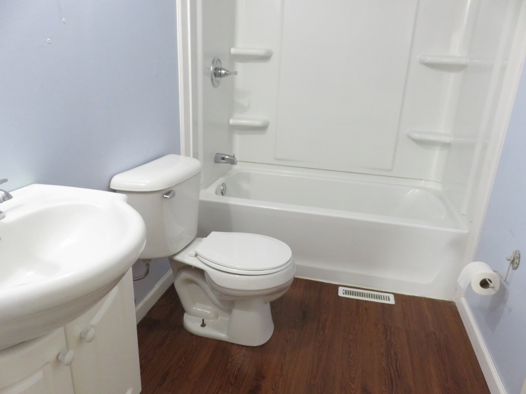 200 South Morrison Road Muncie, IN 47304 - Photo 7 of 25