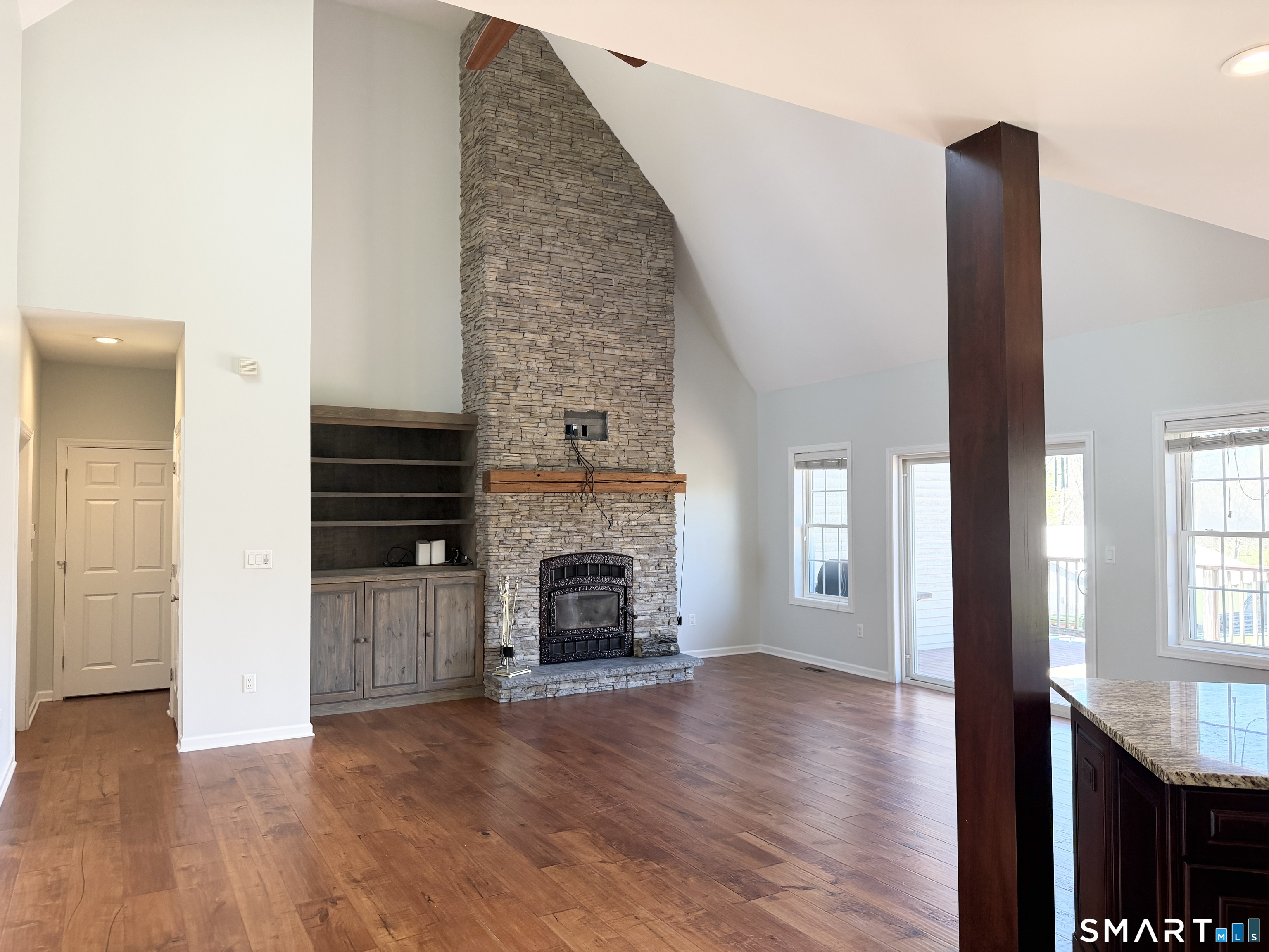103 Pond Hill Road North Haven, CT 06473 - Photo 4 of 26