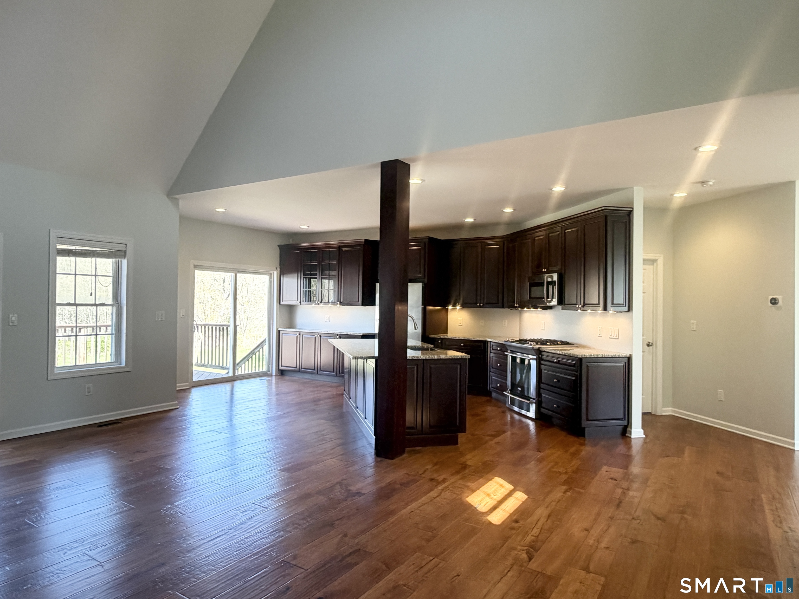 103 Pond Hill Road North Haven, CT 06473 - Photo 5 of 26