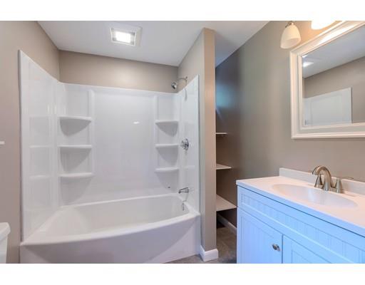 74 Townsend Harbor Road Lunenburg, MA 01462 - Photo 12 of 22 Gallery Image 12