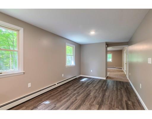 74 Townsend Harbor Road Lunenburg, MA 01462 - Photo 6 of 22 Gallery Image 6