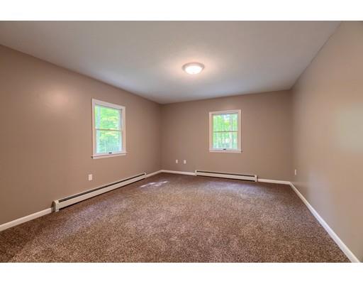 74 Townsend Harbor Road Lunenburg, MA 01462 - Photo 10 of 22 Gallery Image 10