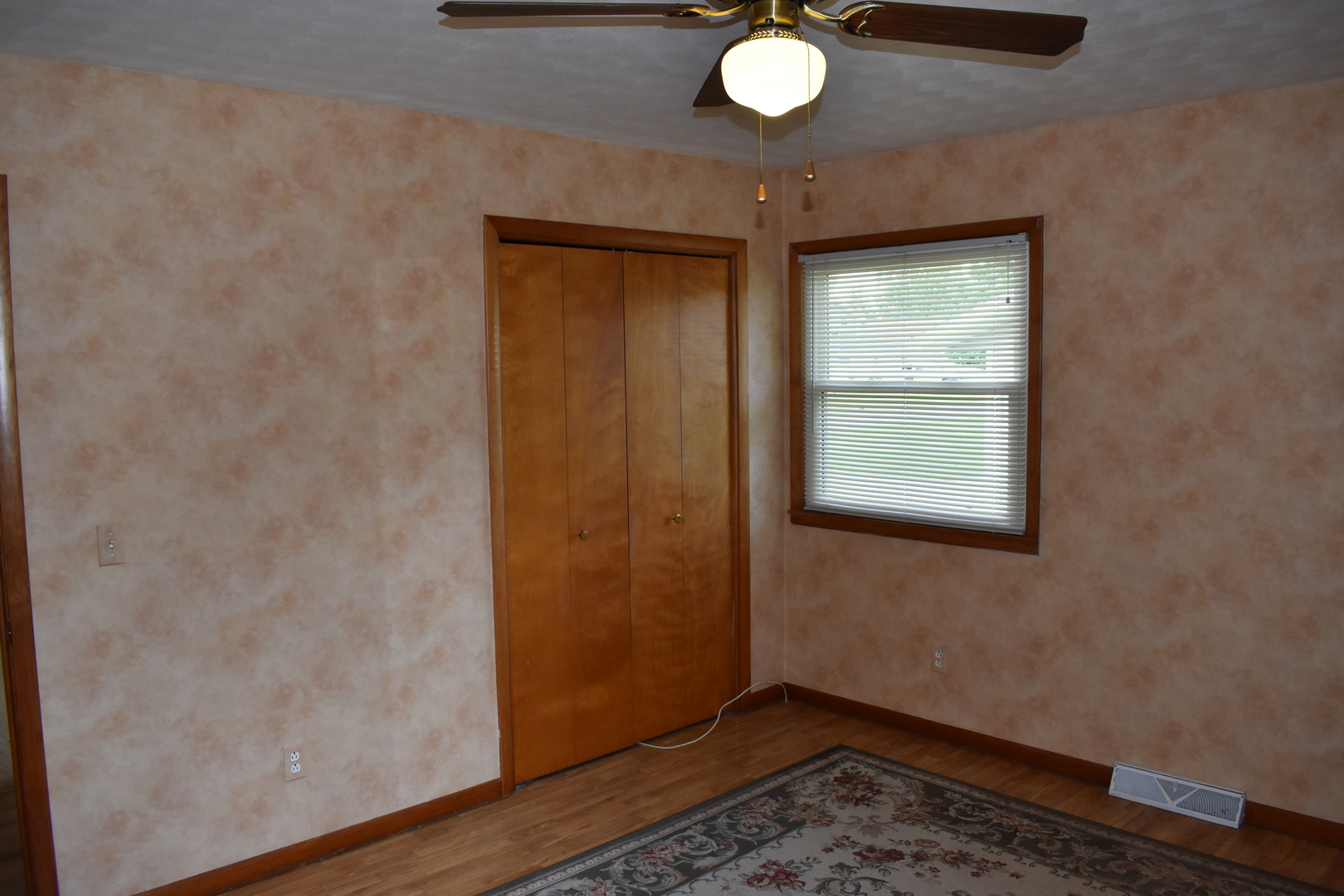 301 East Ririe Place Flanagan, IL 61740 - Photo 11 of 28