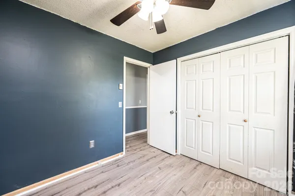 $439,900 | 2681 Tumbleweed Drive, Lenoir, NC 28645