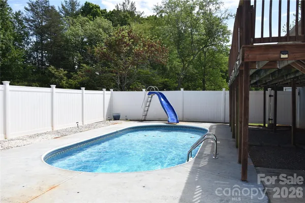 $439,900 | 2681 Tumbleweed Drive, Lenoir, NC 28645