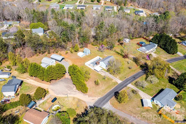 $439,900 | 2681 Tumbleweed Drive, Lenoir, NC 28645