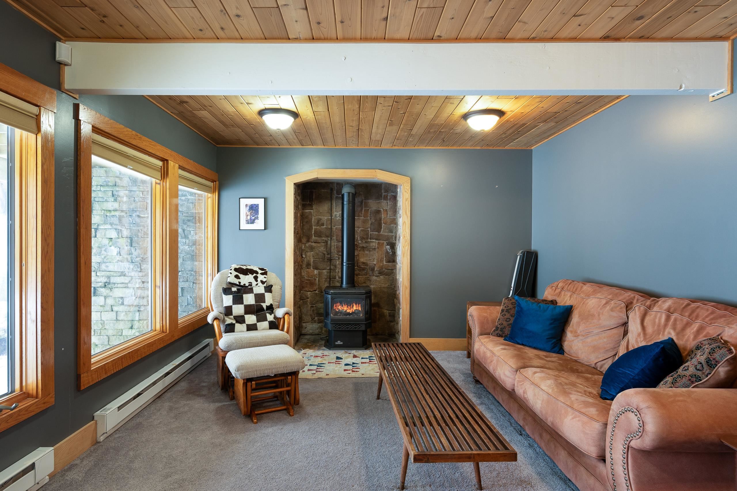 181 Upper Round Top Road Plymouth, VT 05056 - Photo 21 of 40 Gallery Image 21