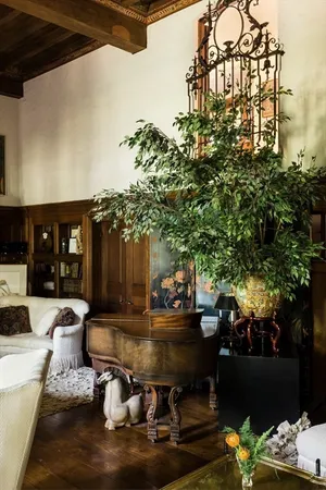 $5,850,000 | 180 Ivy Street, Brookline, MA 02446