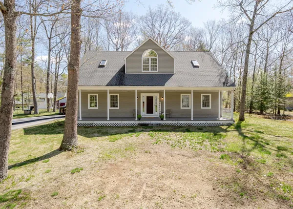 $670,000 | 6 Samuels Way, Gorham, ME 04038