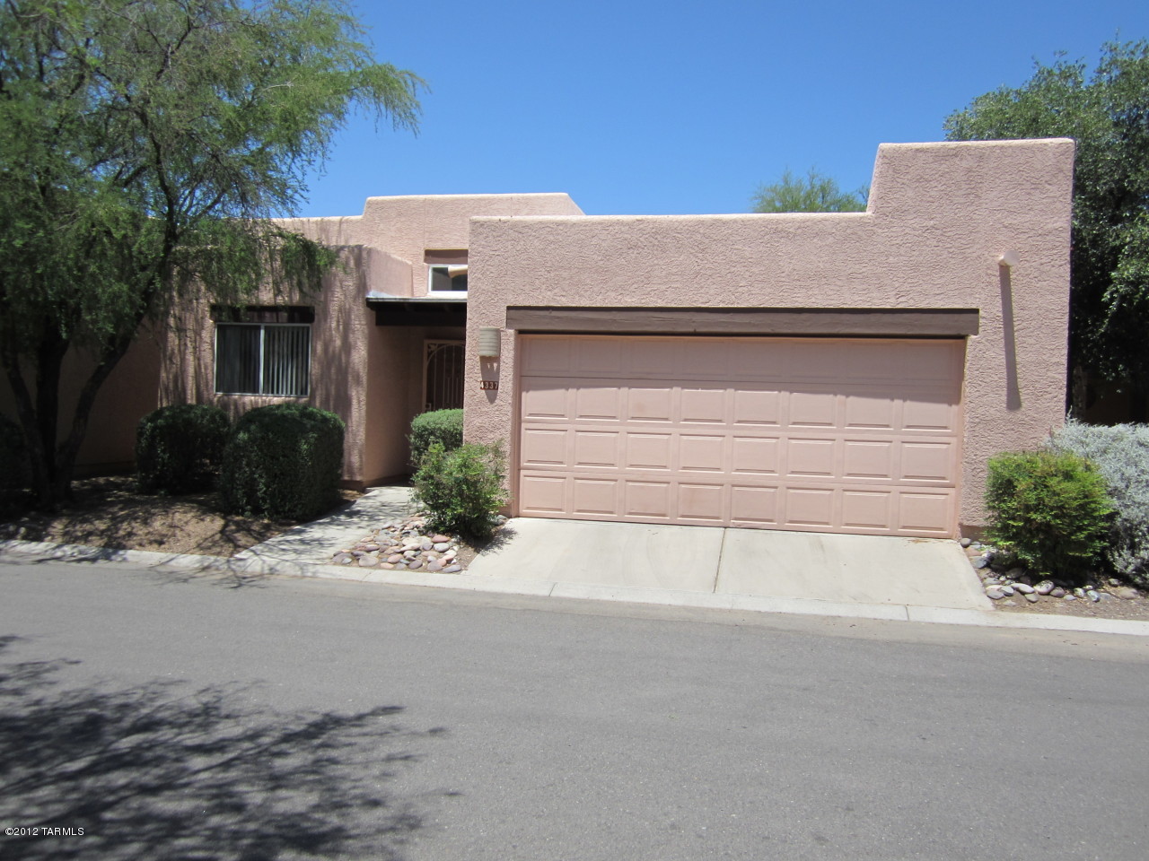 4337 East Kleindale Road Tucson, AZ 85712 - Photo 1 of 10 Gallery Image 1