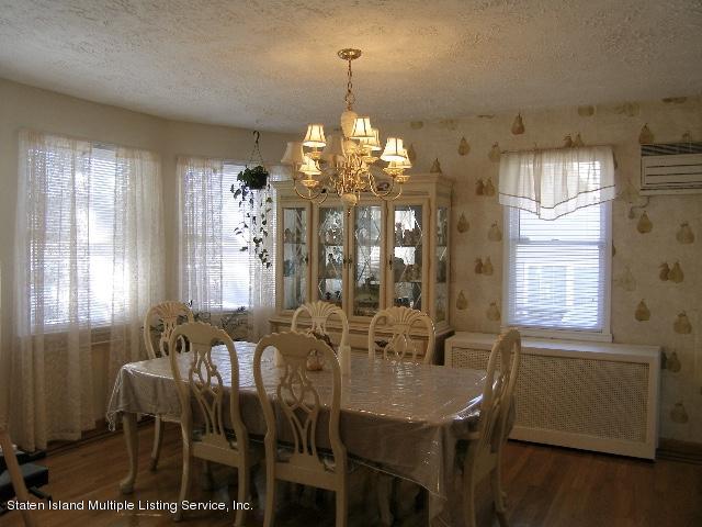 254 Manor Road Staten Island, NY 10314 - Photo 4 of 18 fullsizeoutput_103d